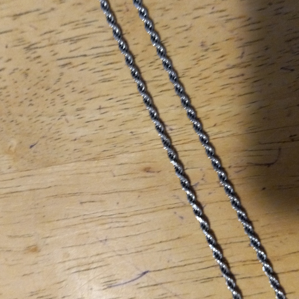 Sterling silver necklace 16" - Picture 3 of 3